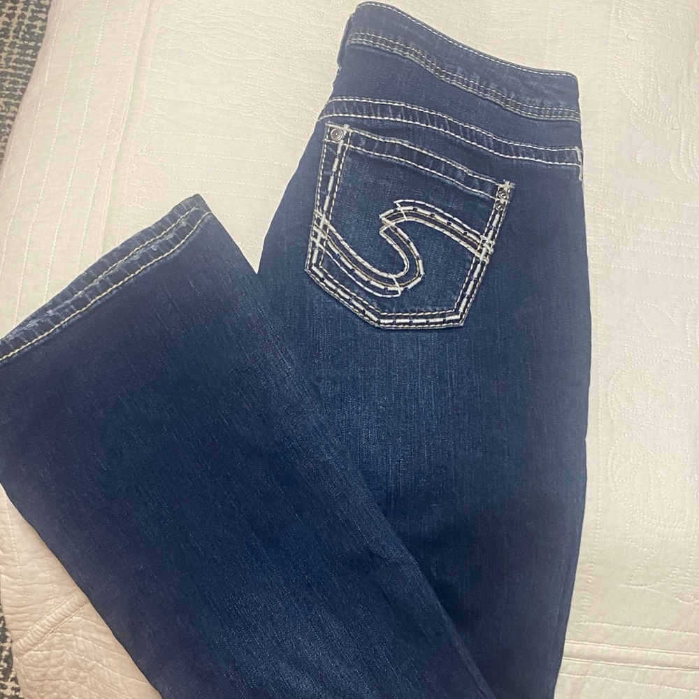 New Silver Jeans Women's Dark Blue boot cut never worn
